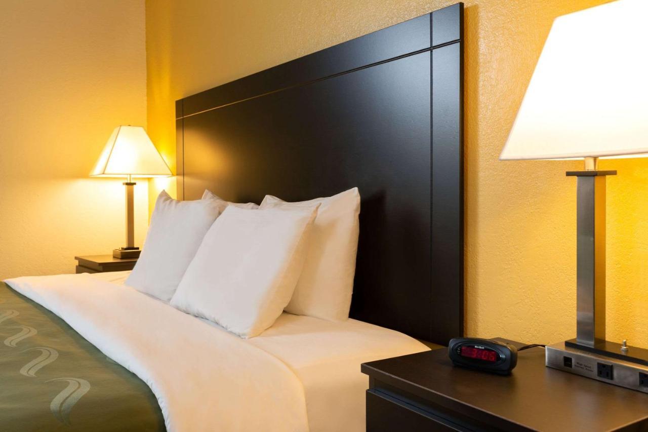 Quality Inn At Arlington Highlands Exterior foto